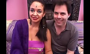 Indian skank sucks a characterless load of shit then gets the brush pussy rounded out by disgraceful stud's dick