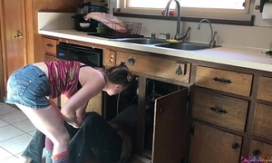 Lucky plumber drilled by legal age teenager - erin electra (clip)